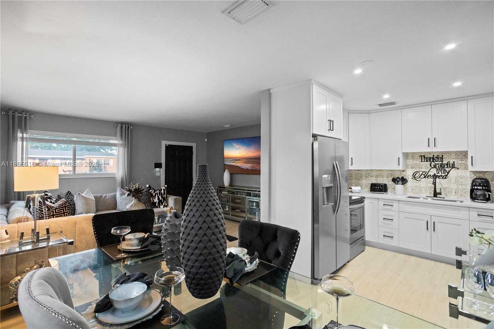 Small Image of 1000 NORTH 71ST TER, Hollywood Number 62