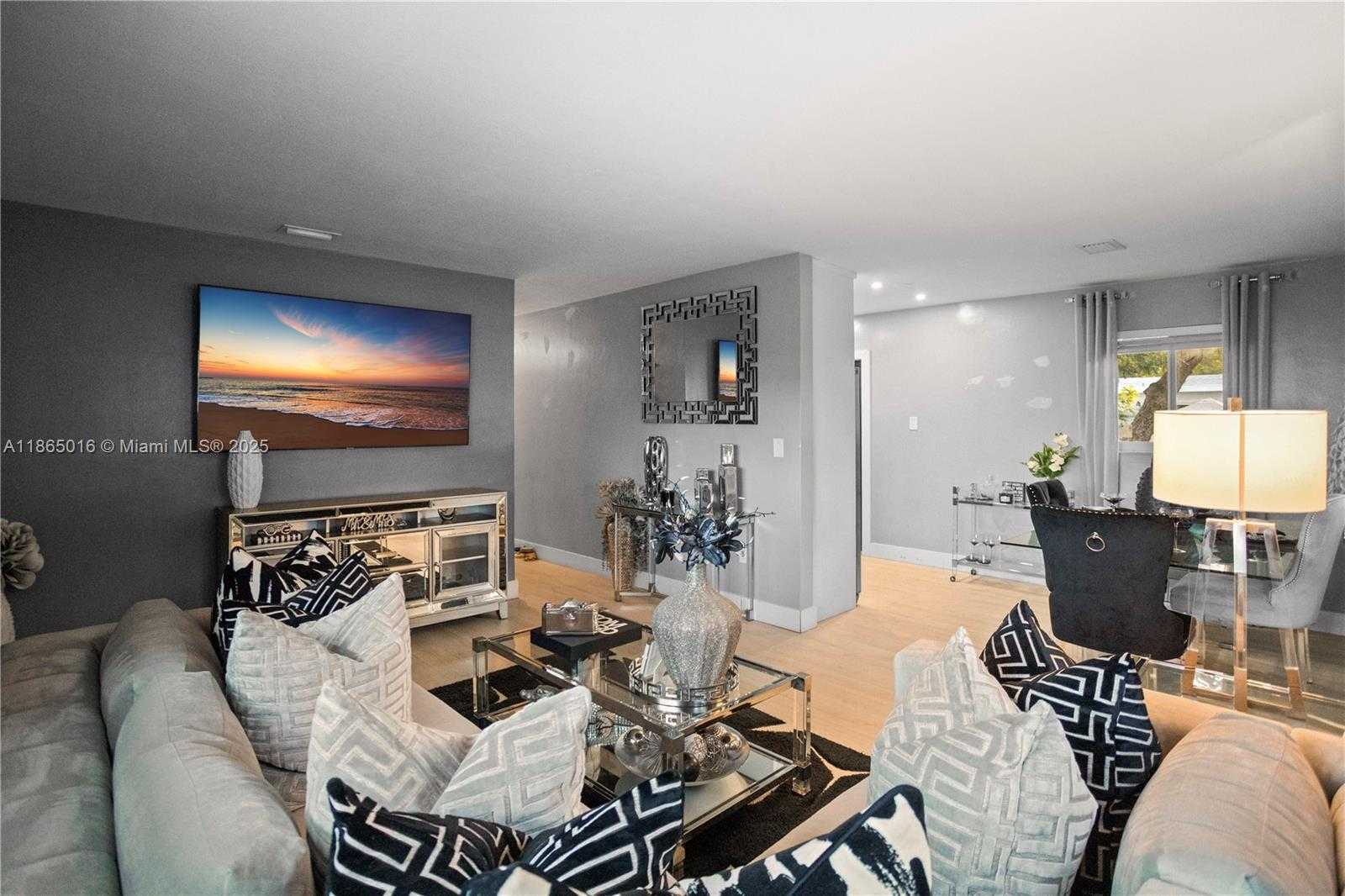 Small Image of 1000 NORTH 71ST TER, Hollywood Number 72