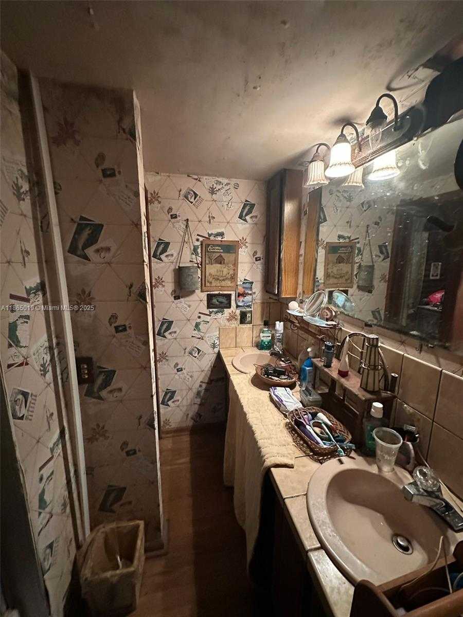 Small Image of 13130 NORTH 44TH PL N, West Palm Beach Number 30