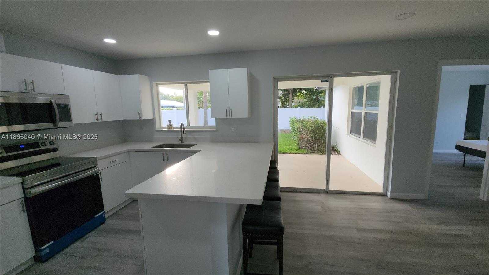Small Image of 1701 NORTH WEST 6TH AVE, Fort Lauderdale Number 10