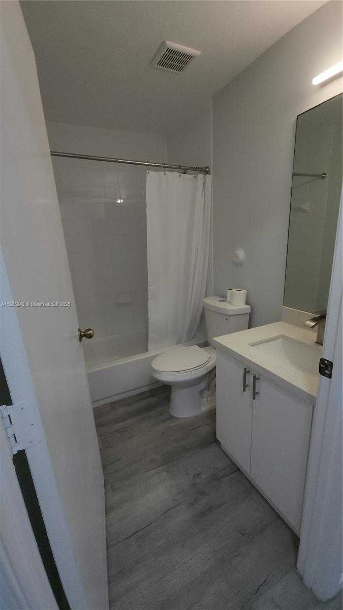 Small Image of 1701 NORTH WEST 6TH AVE, Fort Lauderdale Number 15
