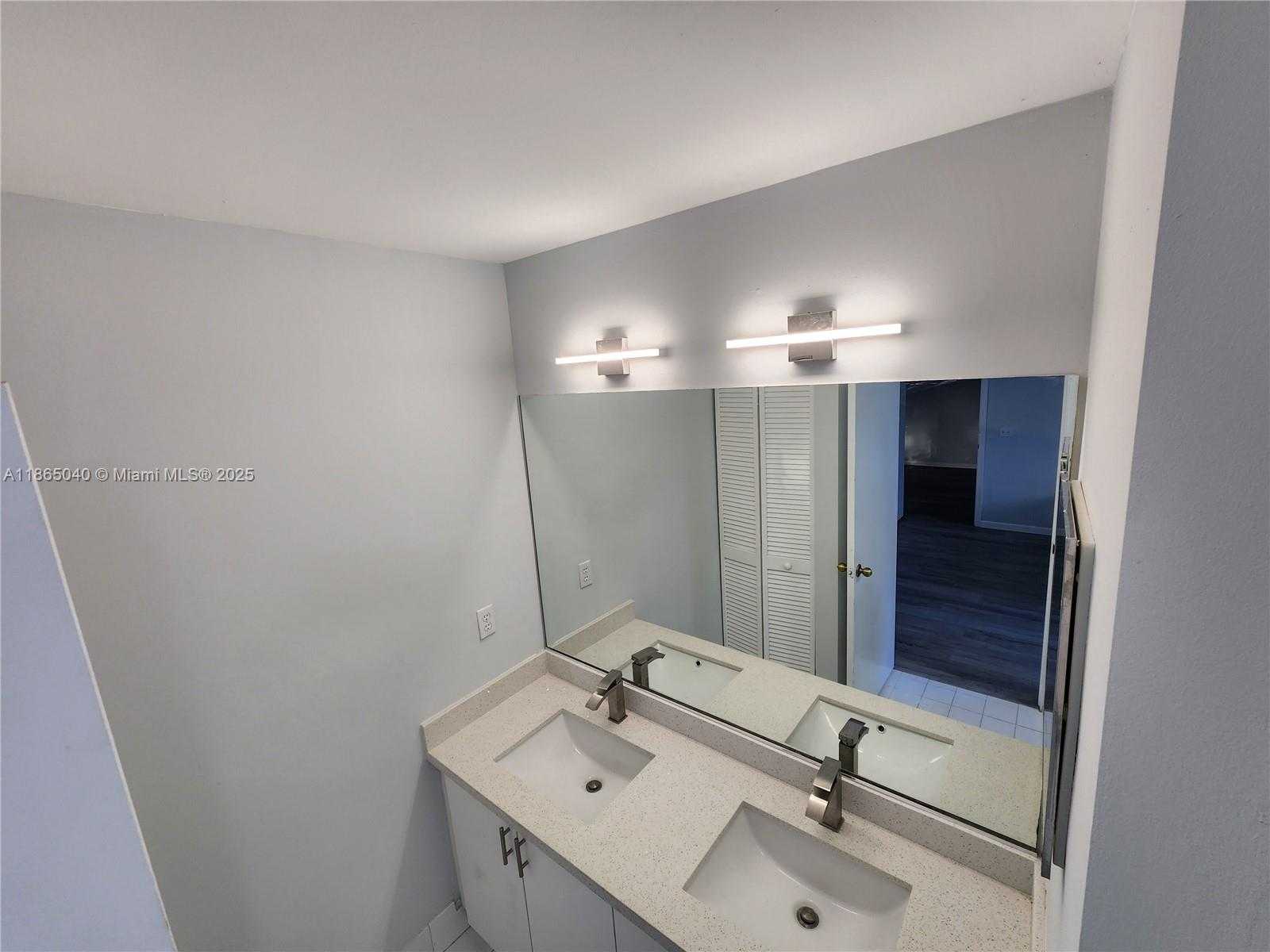 Small Image of 1701 NORTH WEST 6TH AVE, Fort Lauderdale Number 18