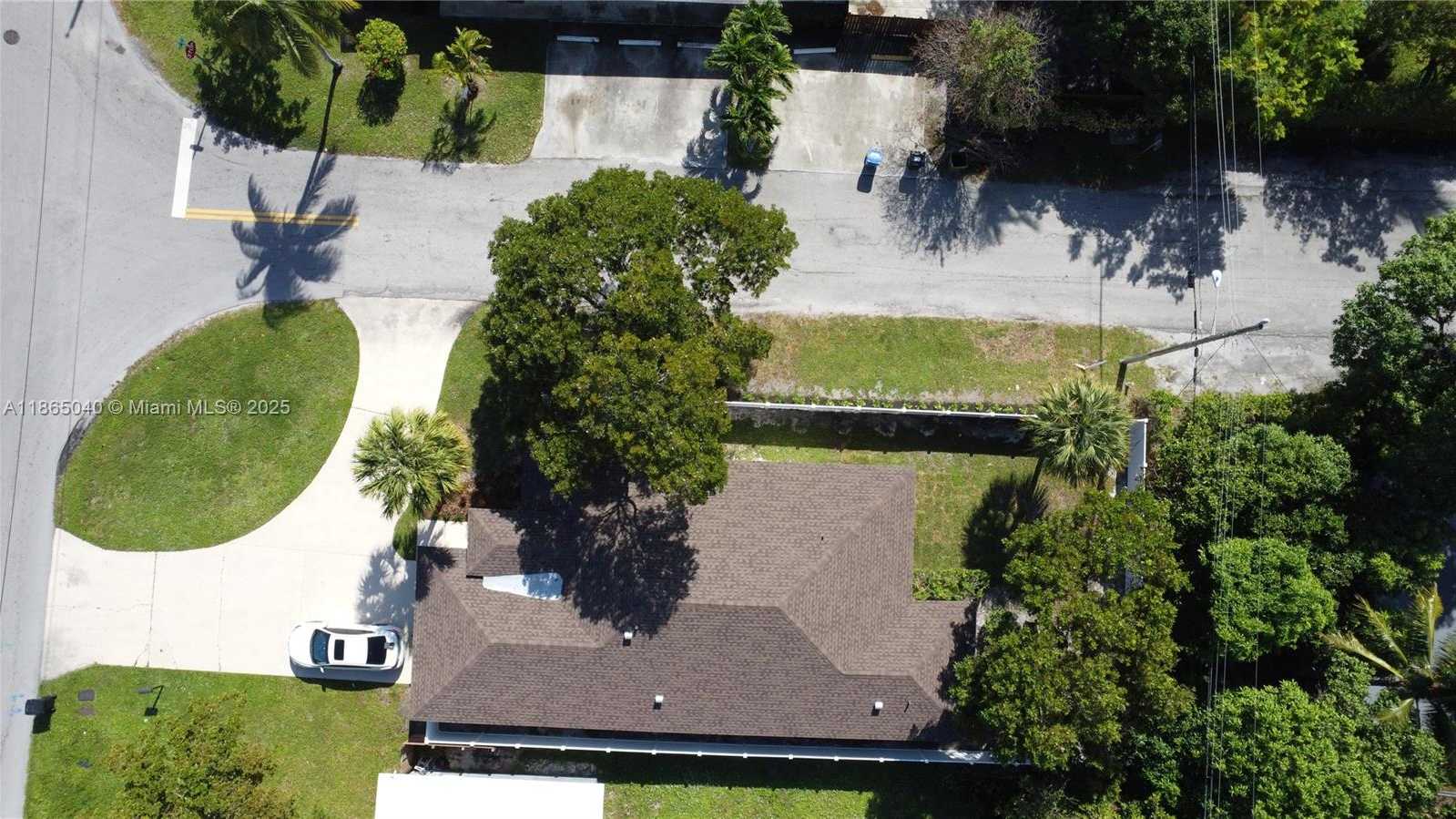 Small Image of 1701 NORTH WEST 6TH AVE, Fort Lauderdale Number 2