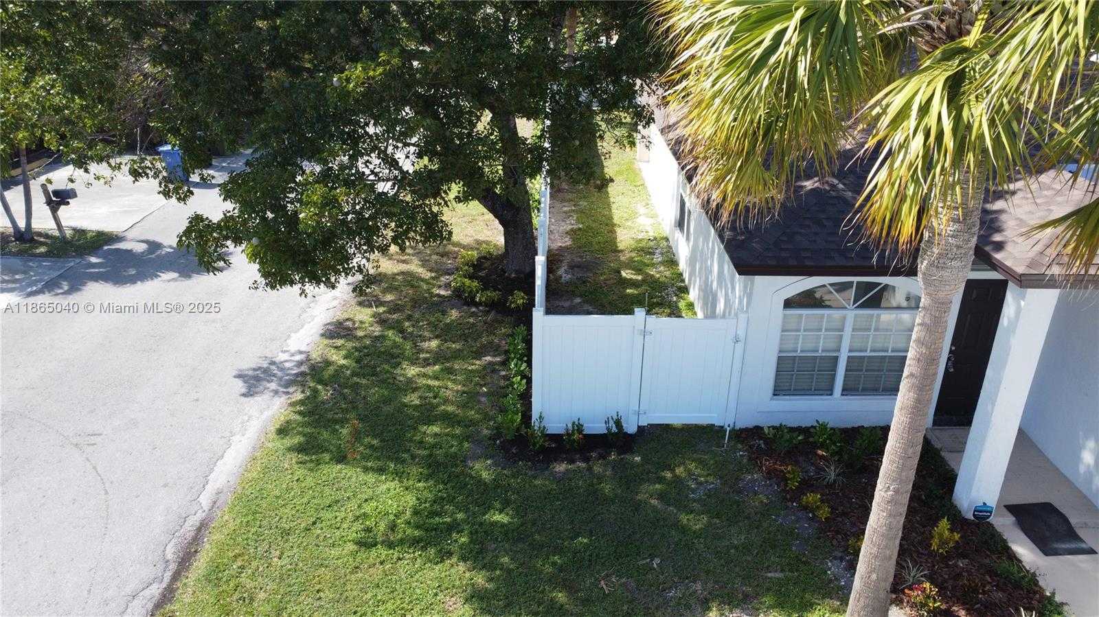 Small Image of 1701 NORTH WEST 6TH AVE, Fort Lauderdale Number 23