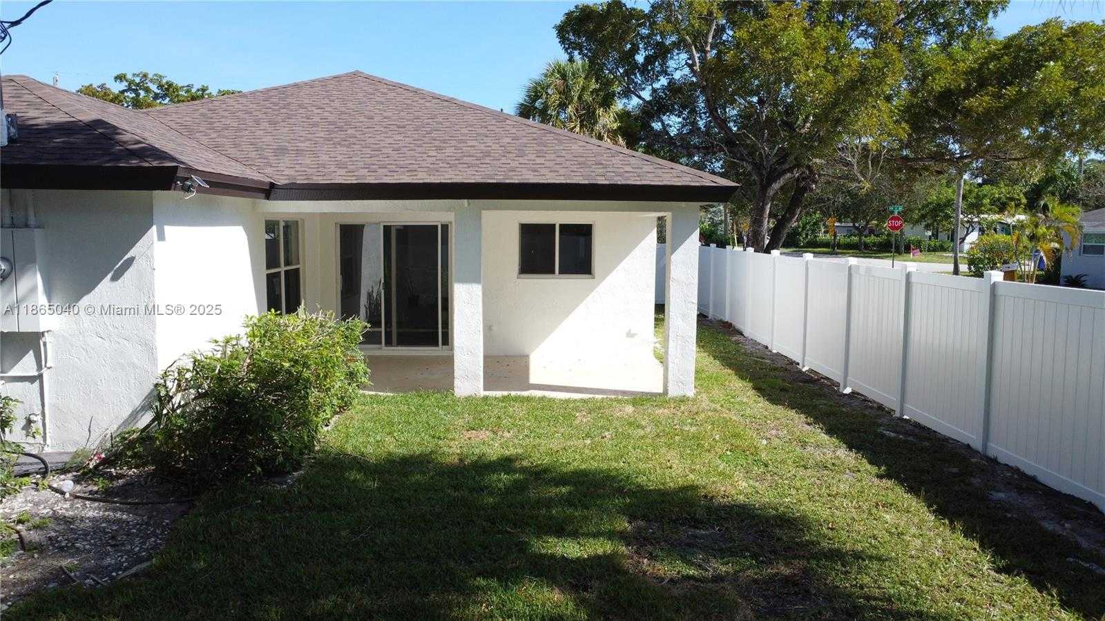 Small Image of 1701 NORTH WEST 6TH AVE, Fort Lauderdale Number 26