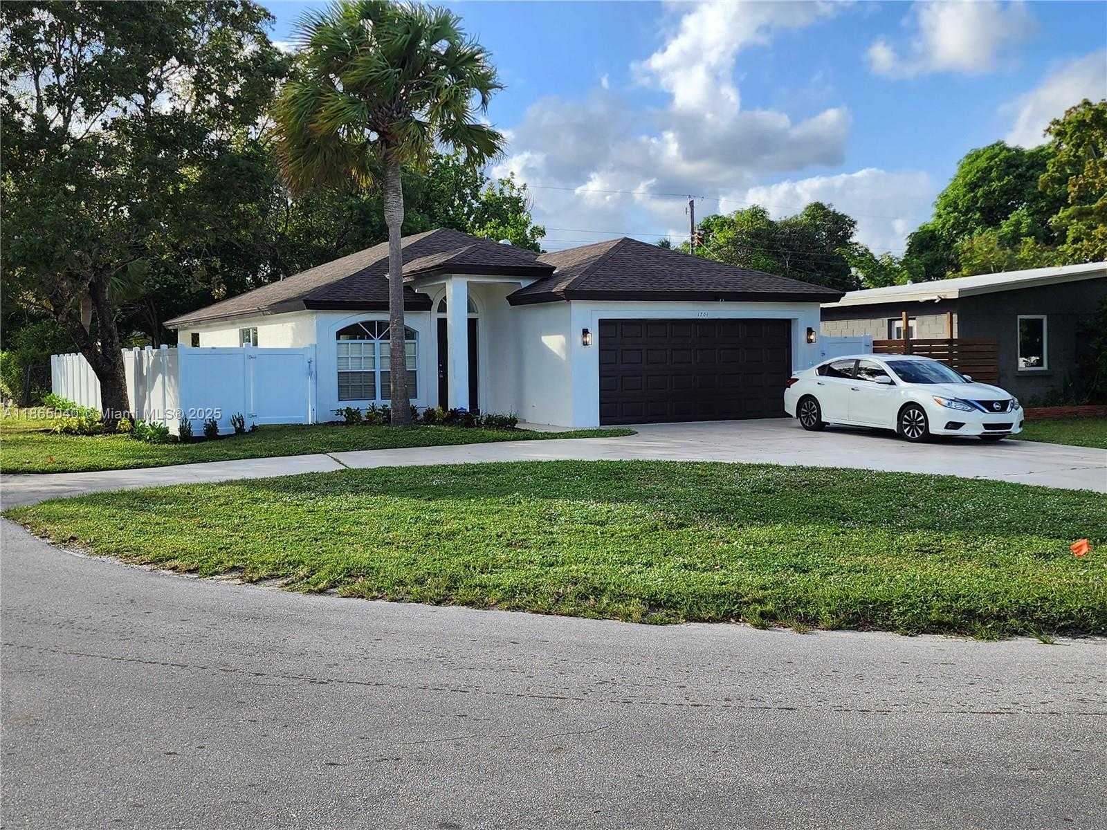 Small Image of 1701 NORTH WEST 6TH AVE, Fort Lauderdale Number 3
