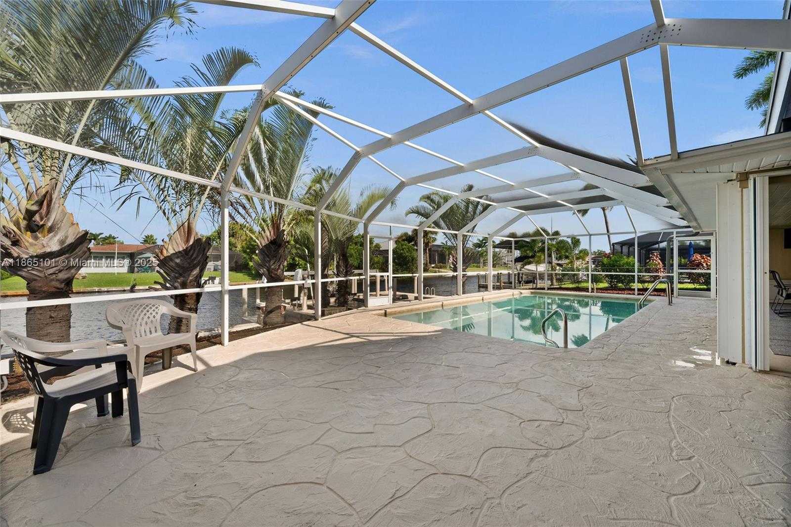 Small Image of 4927 SW 2ND AVE, Cape Coral Number 29