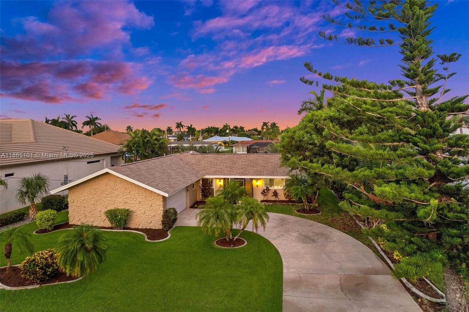 Small Image of 4927 SW 2ND AVE, Cape Coral Number 38