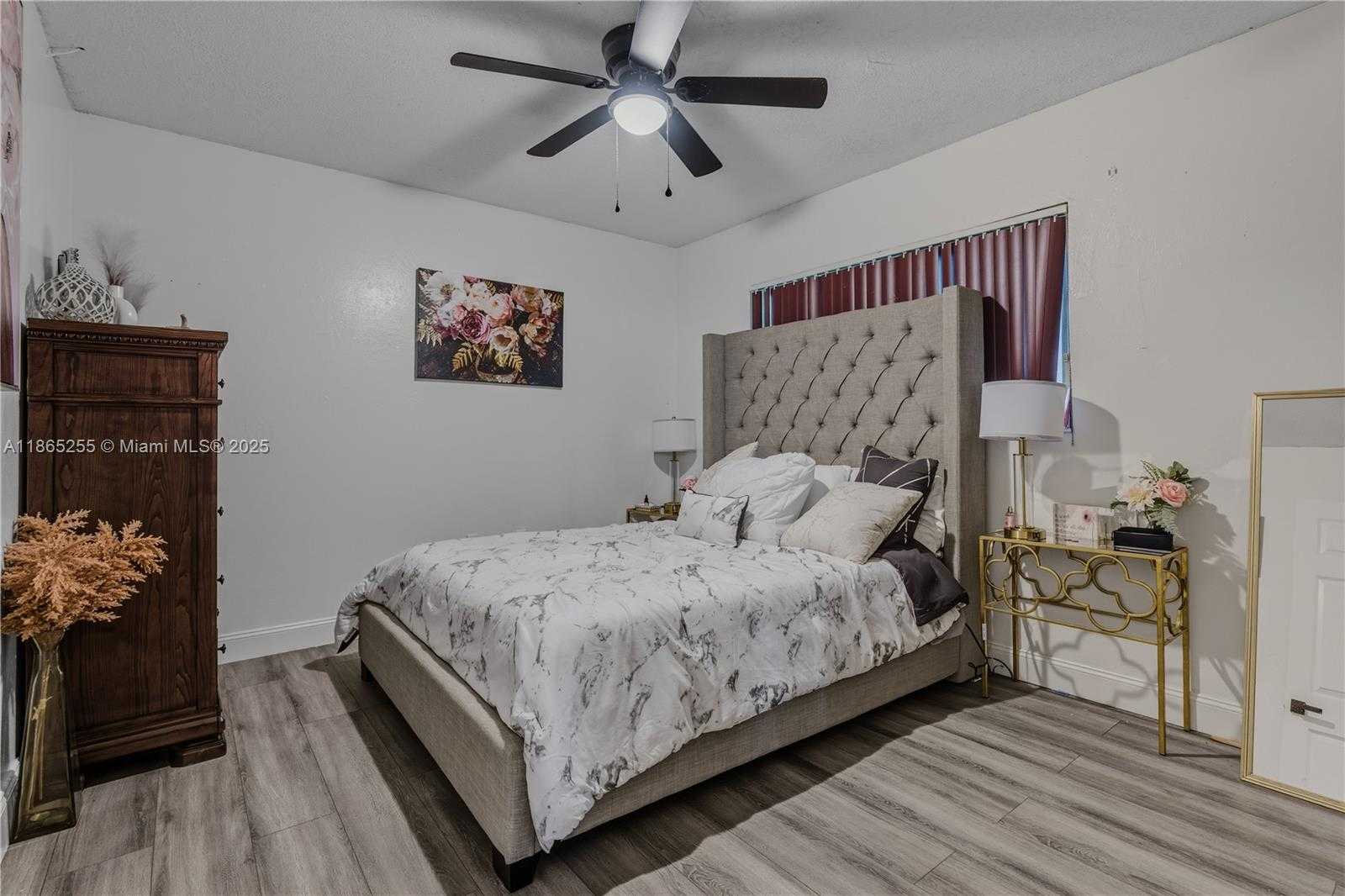 Small Image of 1672 NORTH WEST 192ND TER, Miami Gardens Number 23