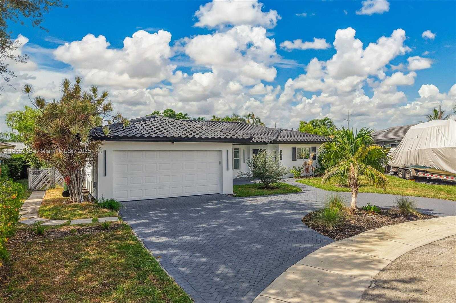 Small Image of 1830 NORTH EAST 65TH CT, Fort Lauderdale Number 3