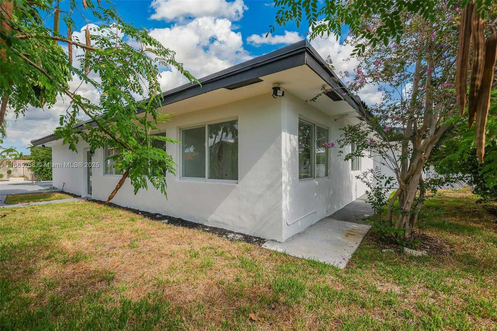 Small Image of 1830 NORTH EAST 65TH CT, Fort Lauderdale Number 33