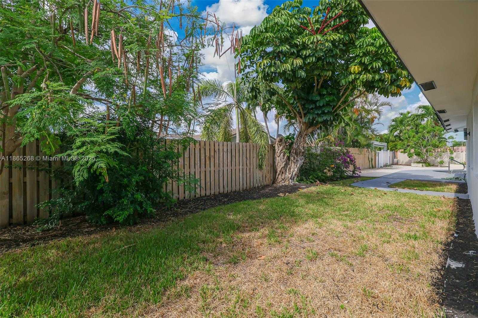 Small Image of 1830 NORTH EAST 65TH CT, Fort Lauderdale Number 34