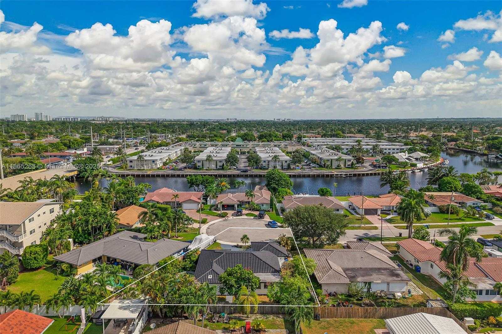 Small Image of 1830 NORTH EAST 65TH CT, Fort Lauderdale Number 36