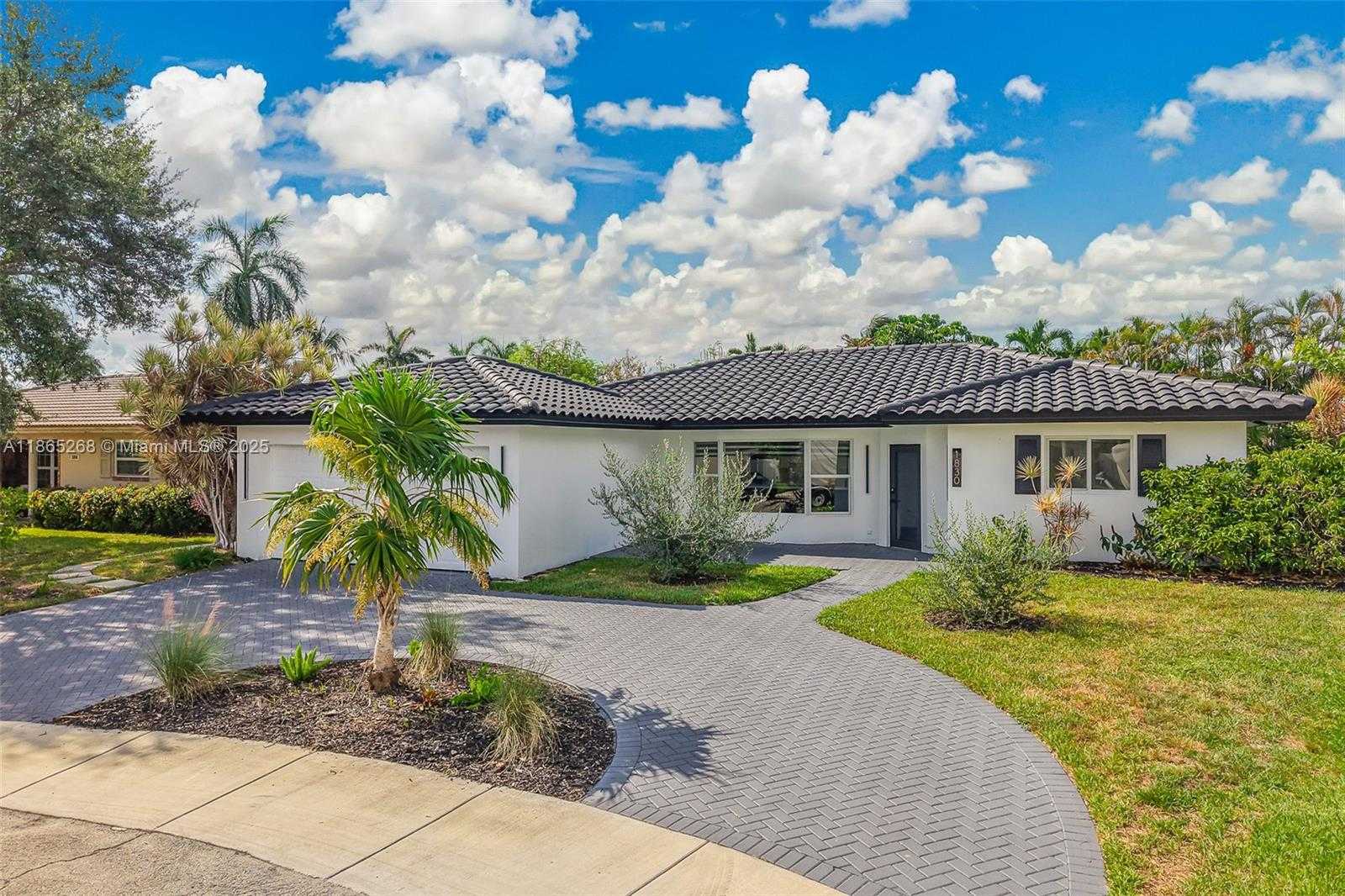 Small Image of 1830 NORTH EAST 65TH CT, Fort Lauderdale Number 4