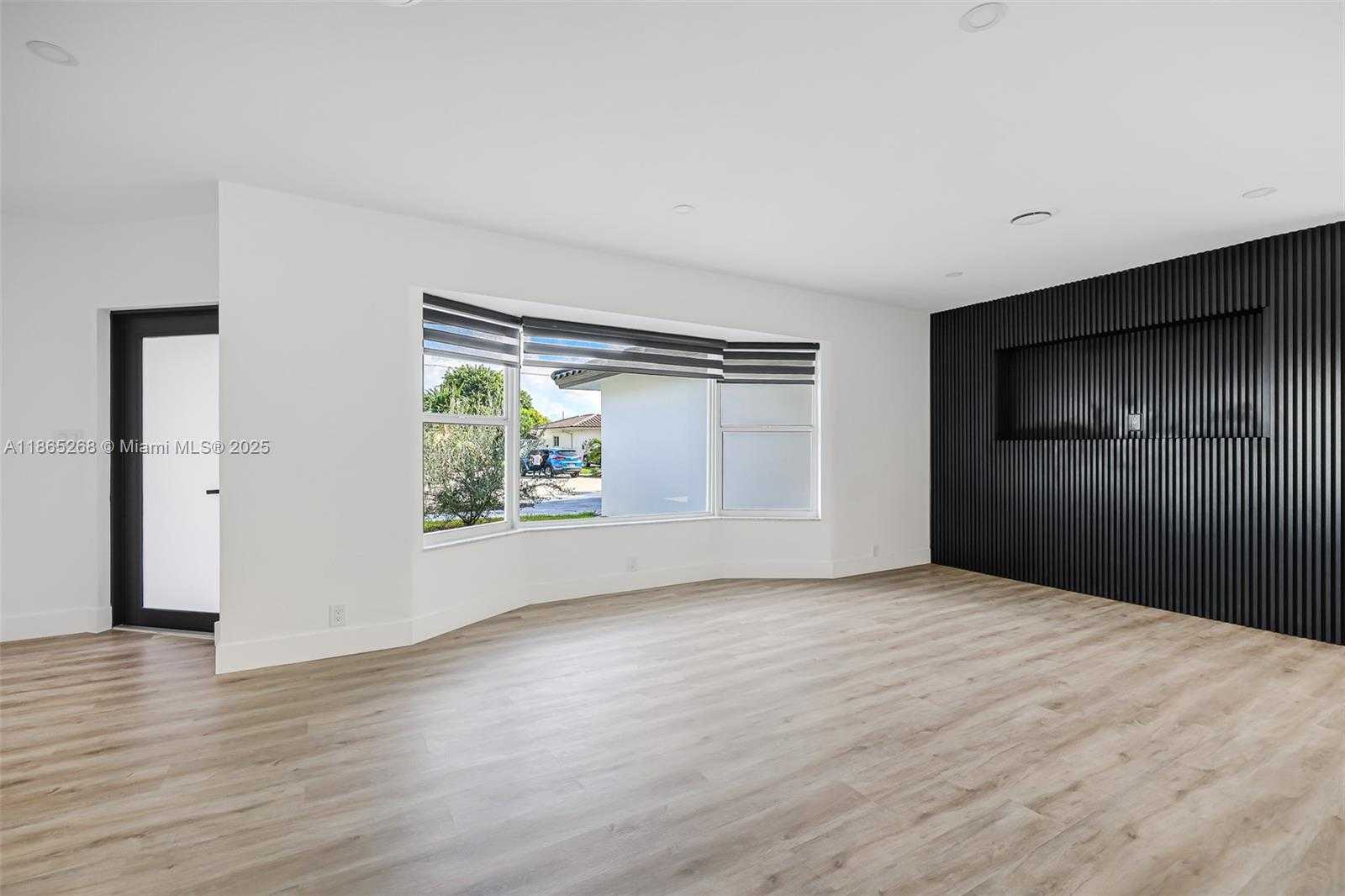 Small Image of 1830 NORTH EAST 65TH CT, Fort Lauderdale Number 6