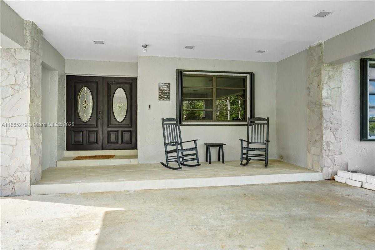 Small Image of 19926 SOUTH WEST 326TH ST, Homestead Number 6