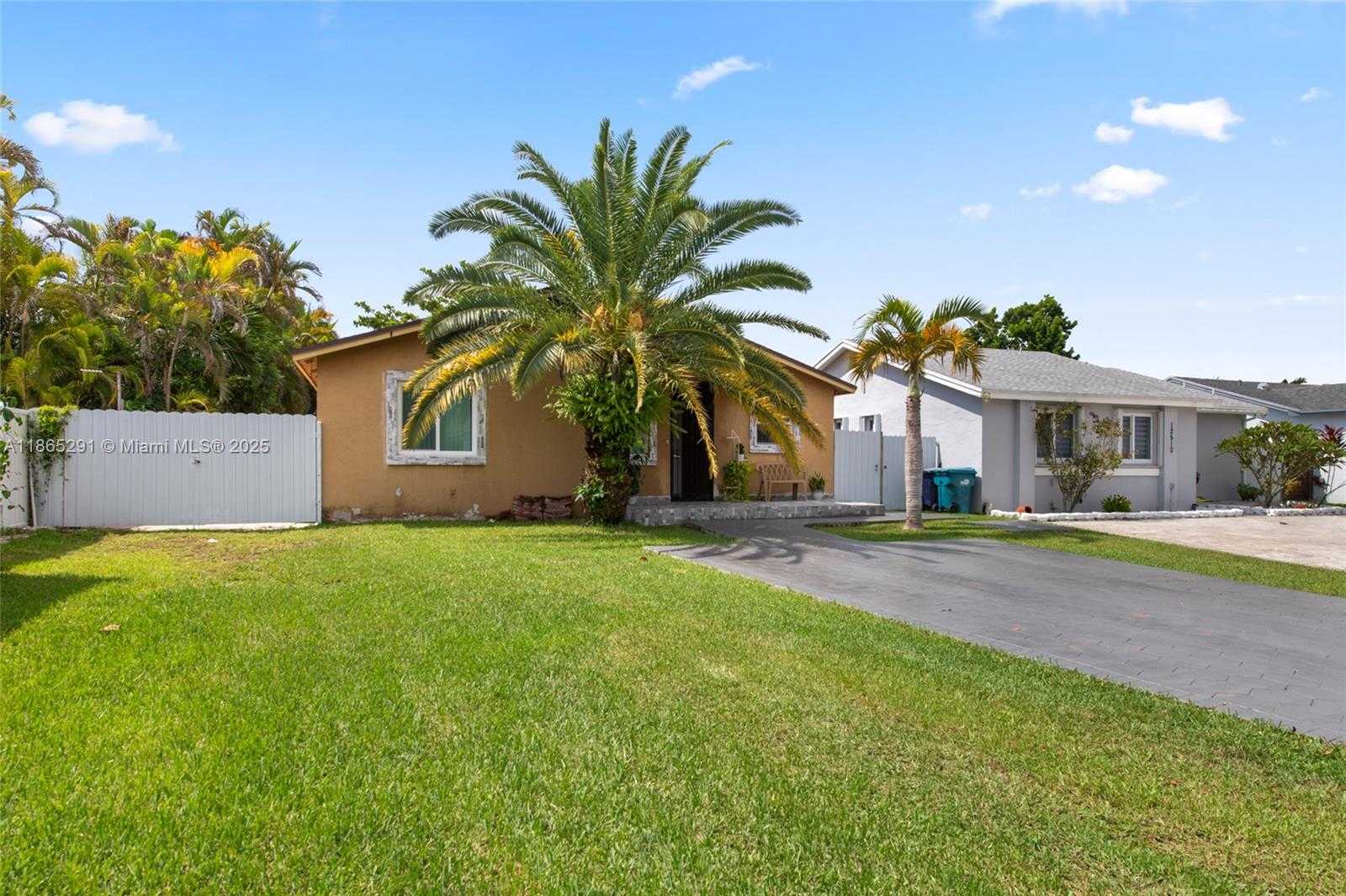 Small Image of 12500 SOUTH WEST 251ST TER, Homestead Number 37
