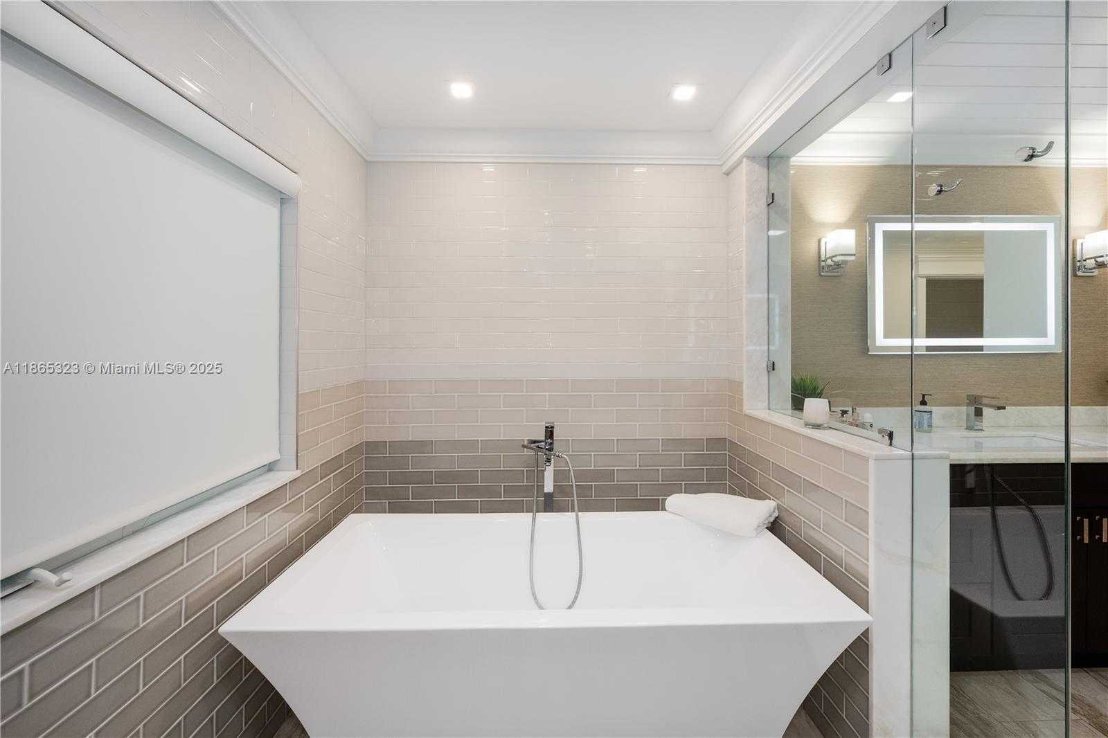Small Image of 746 MARBLE CT, Boca Raton Number 40