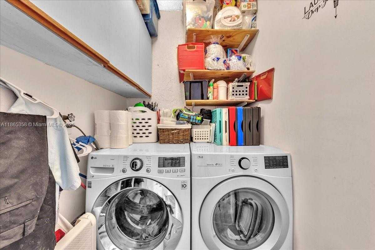 Small Image of 4916 NORTH WEST 92ND AVE, Sunrise Number 26