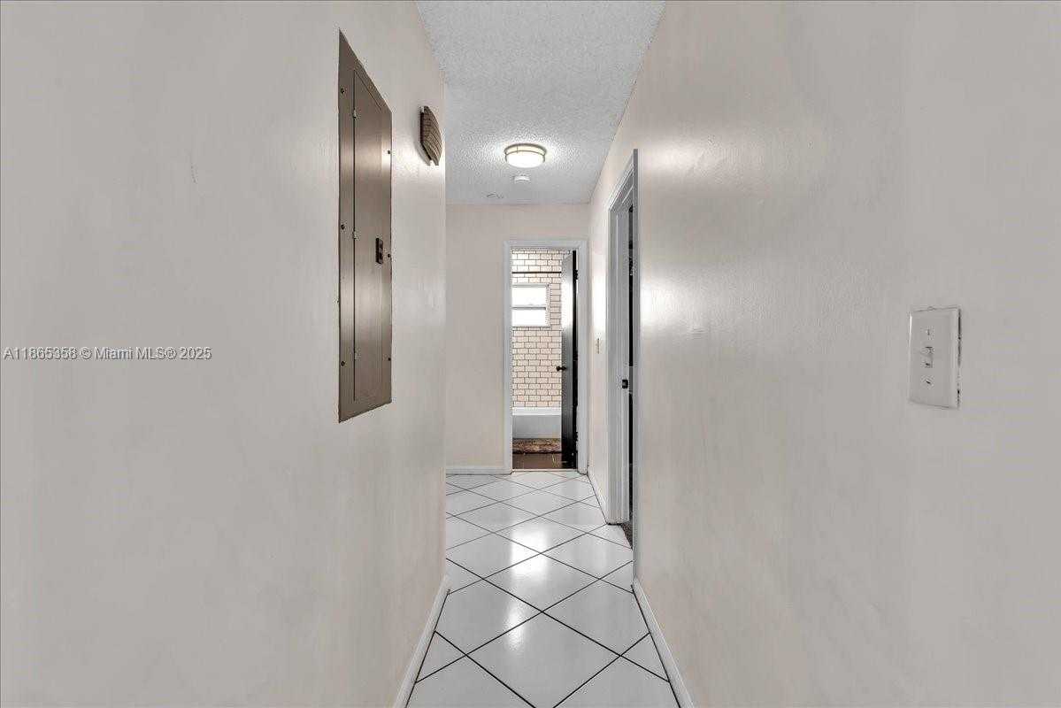 Small Image of 4916 NORTH WEST 92ND AVE, Sunrise Number 32