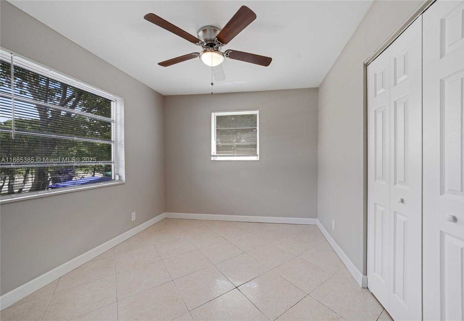 Small Image of 1721 SOUTH WEST 46TH AVE, Fort Lauderdale Number 17