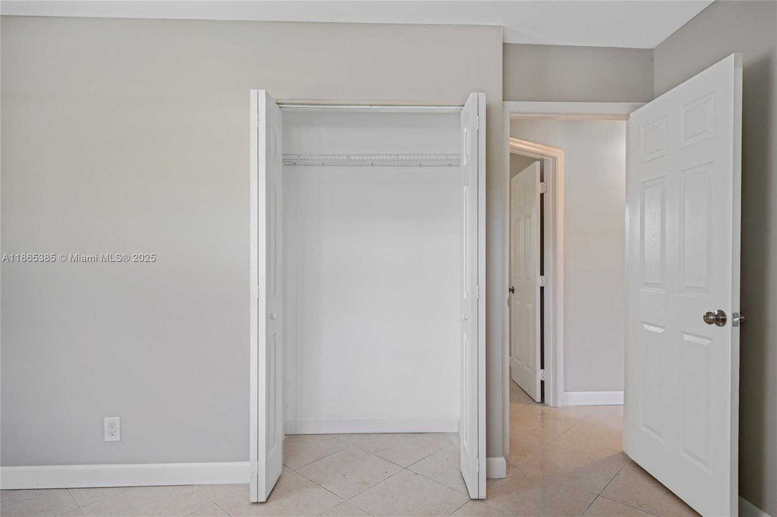 Small Image of 1721 SOUTH WEST 46TH AVE, Fort Lauderdale Number 19