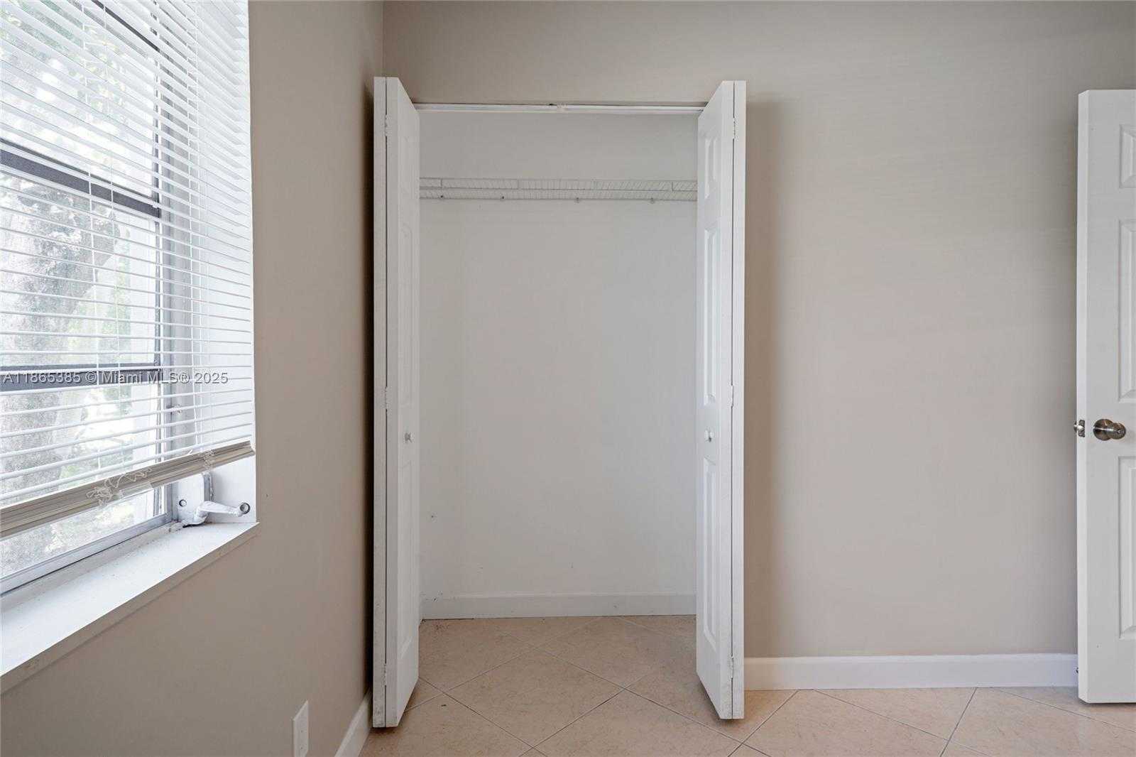 Small Image of 1721 SOUTH WEST 46TH AVE, Fort Lauderdale Number 22