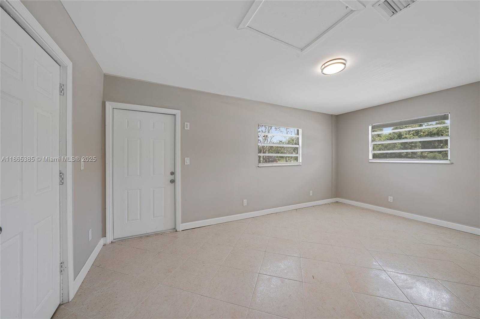 Small Image of 1721 SOUTH WEST 46TH AVE, Fort Lauderdale Number 27