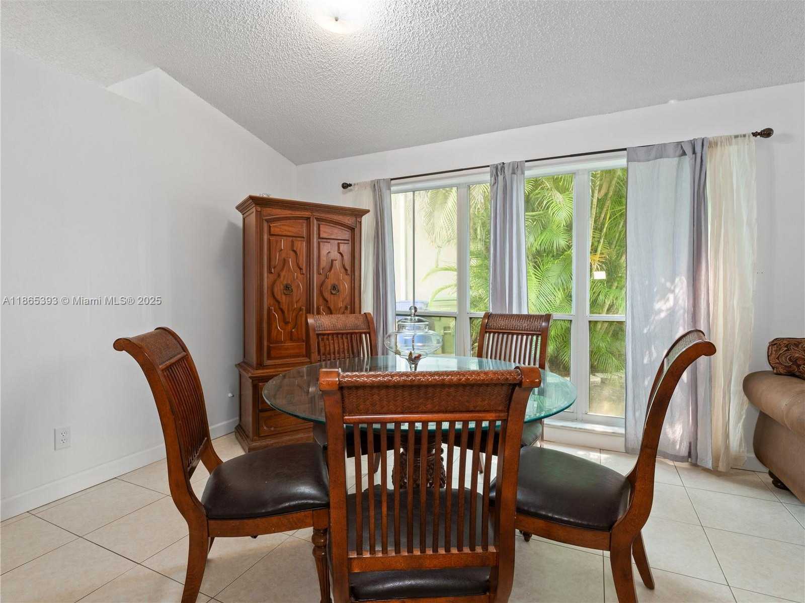 Small Image of 19253 NORTH WEST 22ND ST, Pembroke Pines Number 23