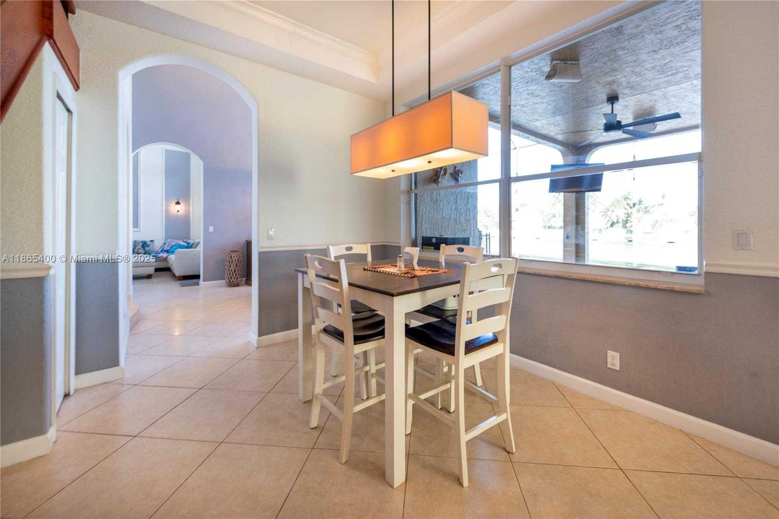 Small Image of 18991 SOUTH WEST 32ND ST, Miramar Number 18