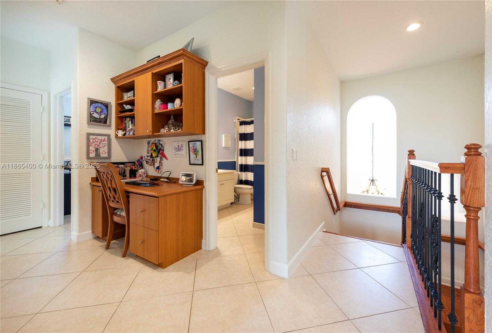 Small Image of 18991 SOUTH WEST 32ND ST, Miramar Number 24