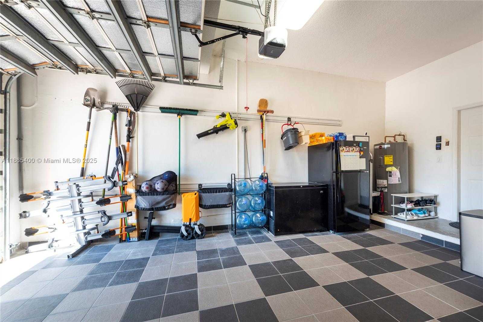 Small Image of 18991 SOUTH WEST 32ND ST, Miramar Number 36