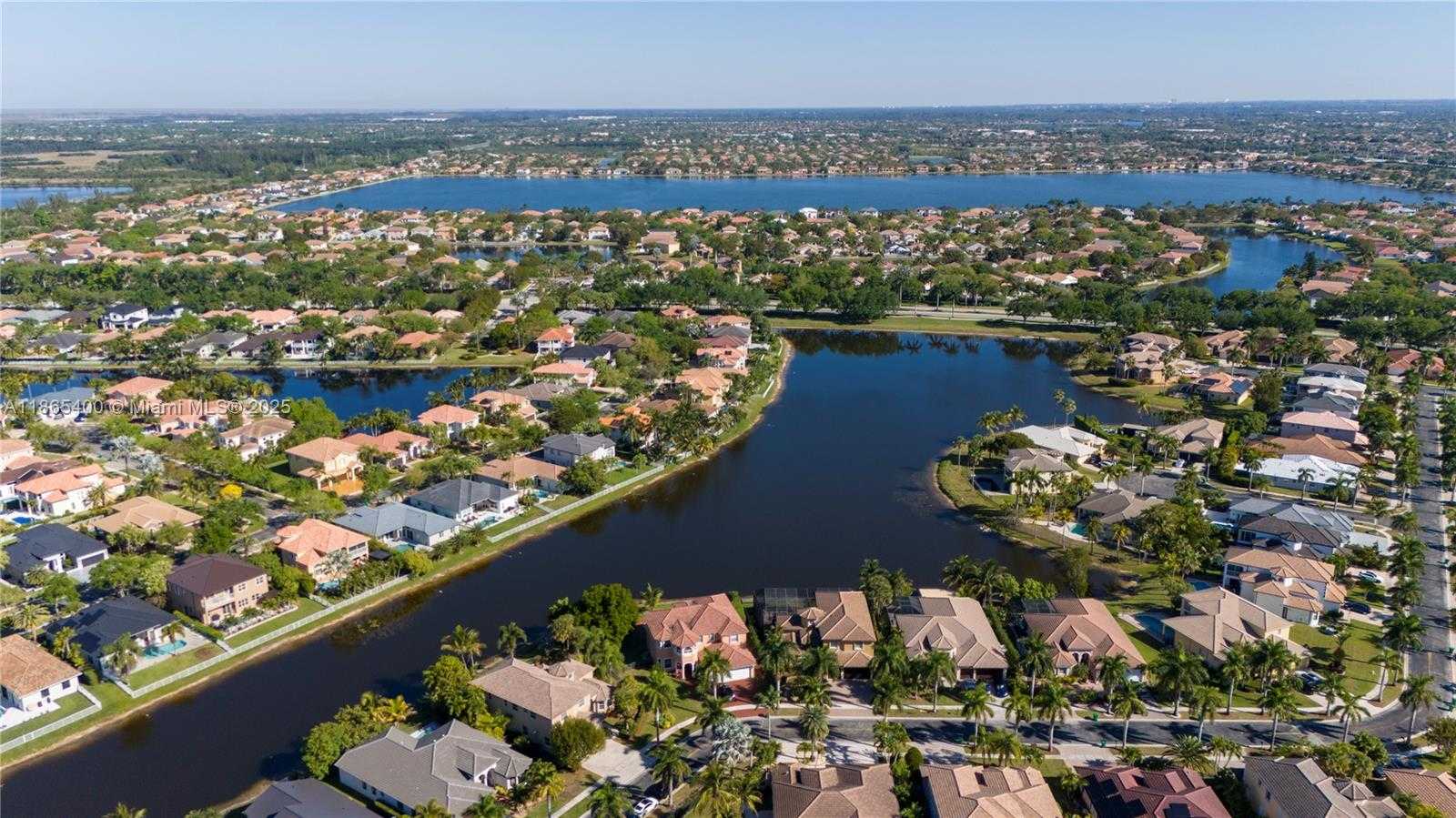 Small Image of 18991 SOUTH WEST 32ND ST, Miramar Number 70