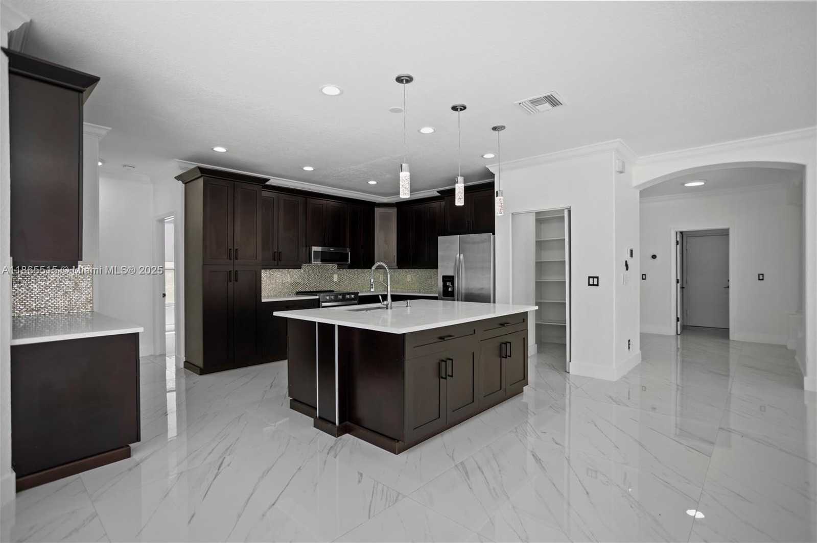 Small Image of 17937 SOUTH WEST 36TH ST, Miramar Number 33