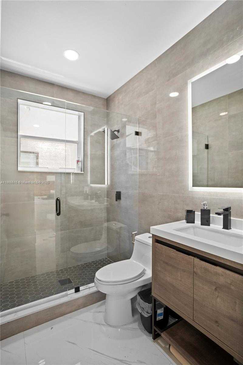 Small Image of 17937 SOUTH WEST 36TH ST, Miramar Number 45