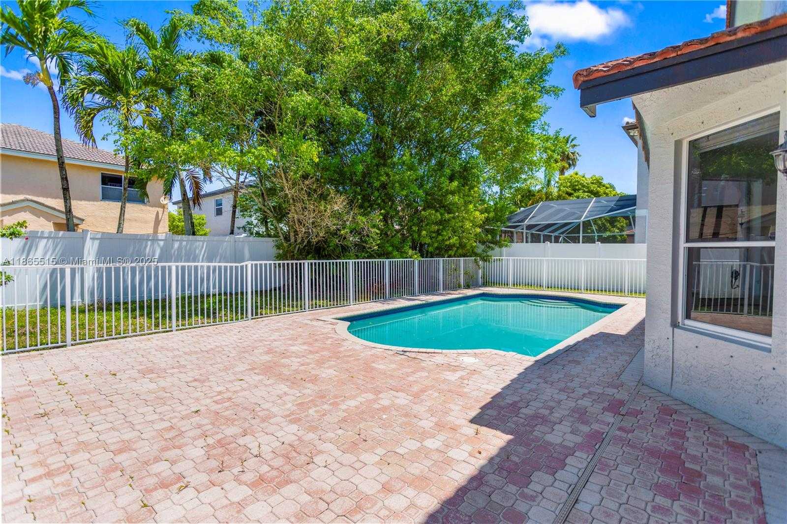 Small Image of 17937 SOUTH WEST 36TH ST, Miramar Number 47