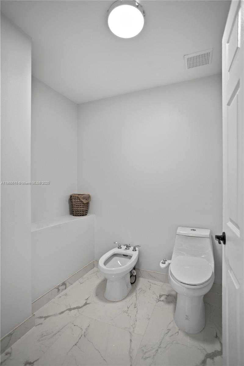 Small Image of 17937 SOUTH WEST 36TH ST, Miramar Number 82