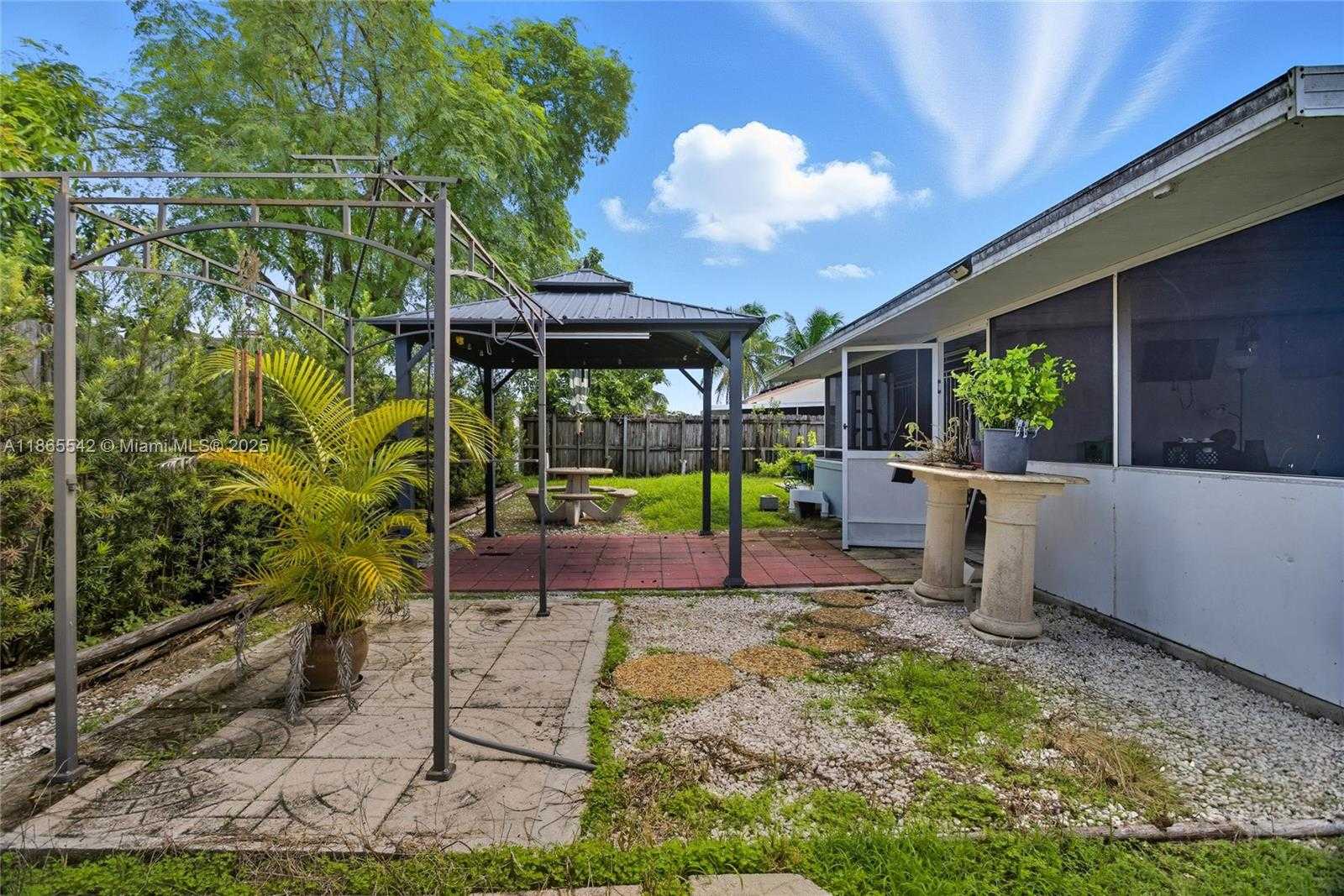 Small Image of 12753 SOUTH WEST 265TH TER, Homestead Number 15