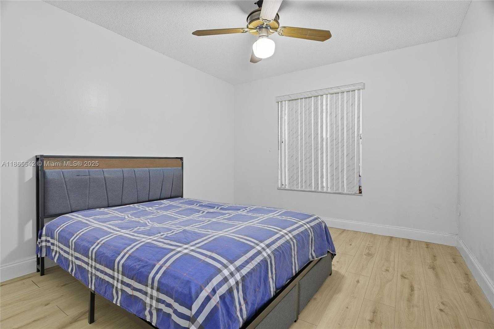 Small Image of 12753 SOUTH WEST 265TH TER, Homestead Number 19