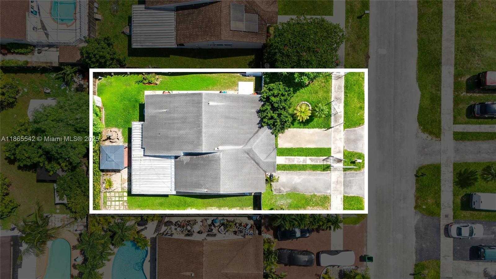 Small Image of 12753 SOUTH WEST 265TH TER, Homestead Number 21