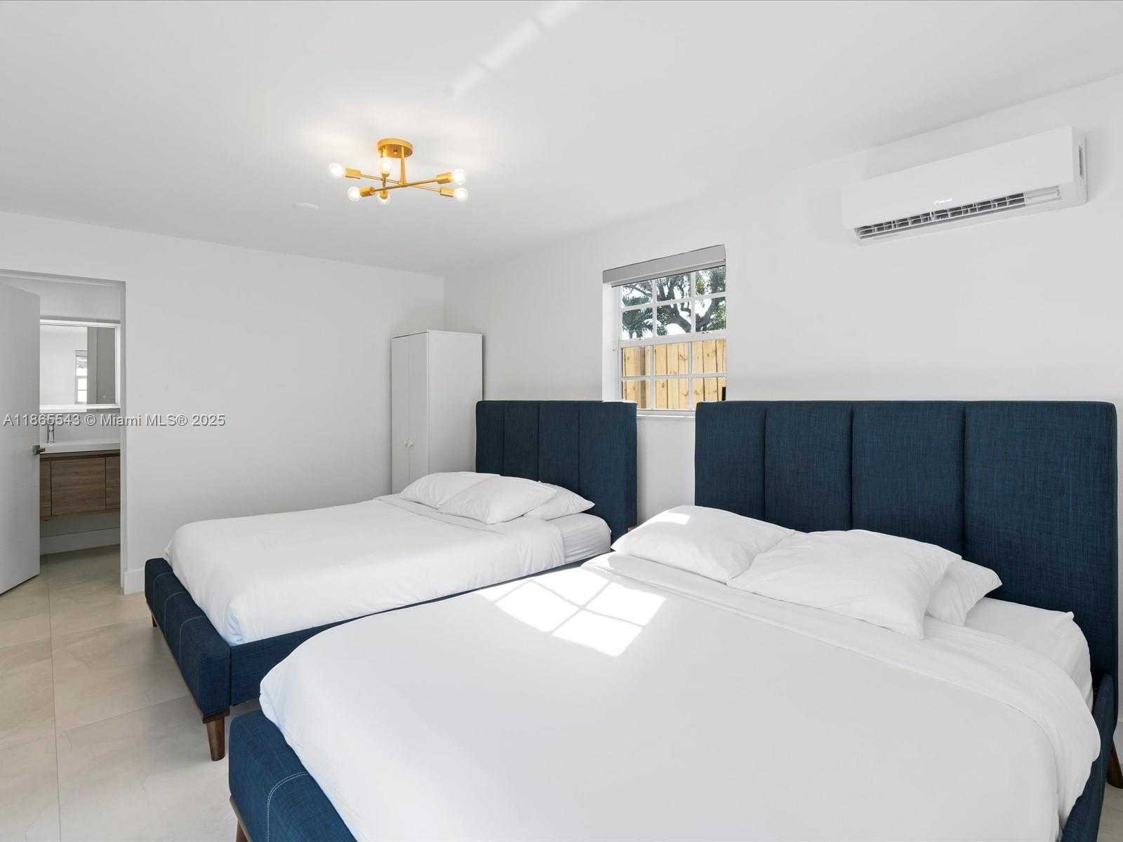 Small Image of 6340 COOLIDGE ST, Hollywood Number 19