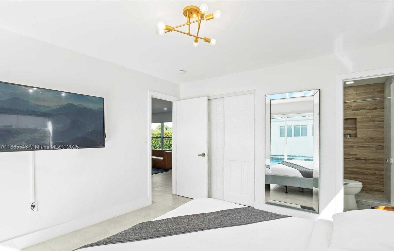 Small Image of 6340 COOLIDGE ST, Hollywood Number 20