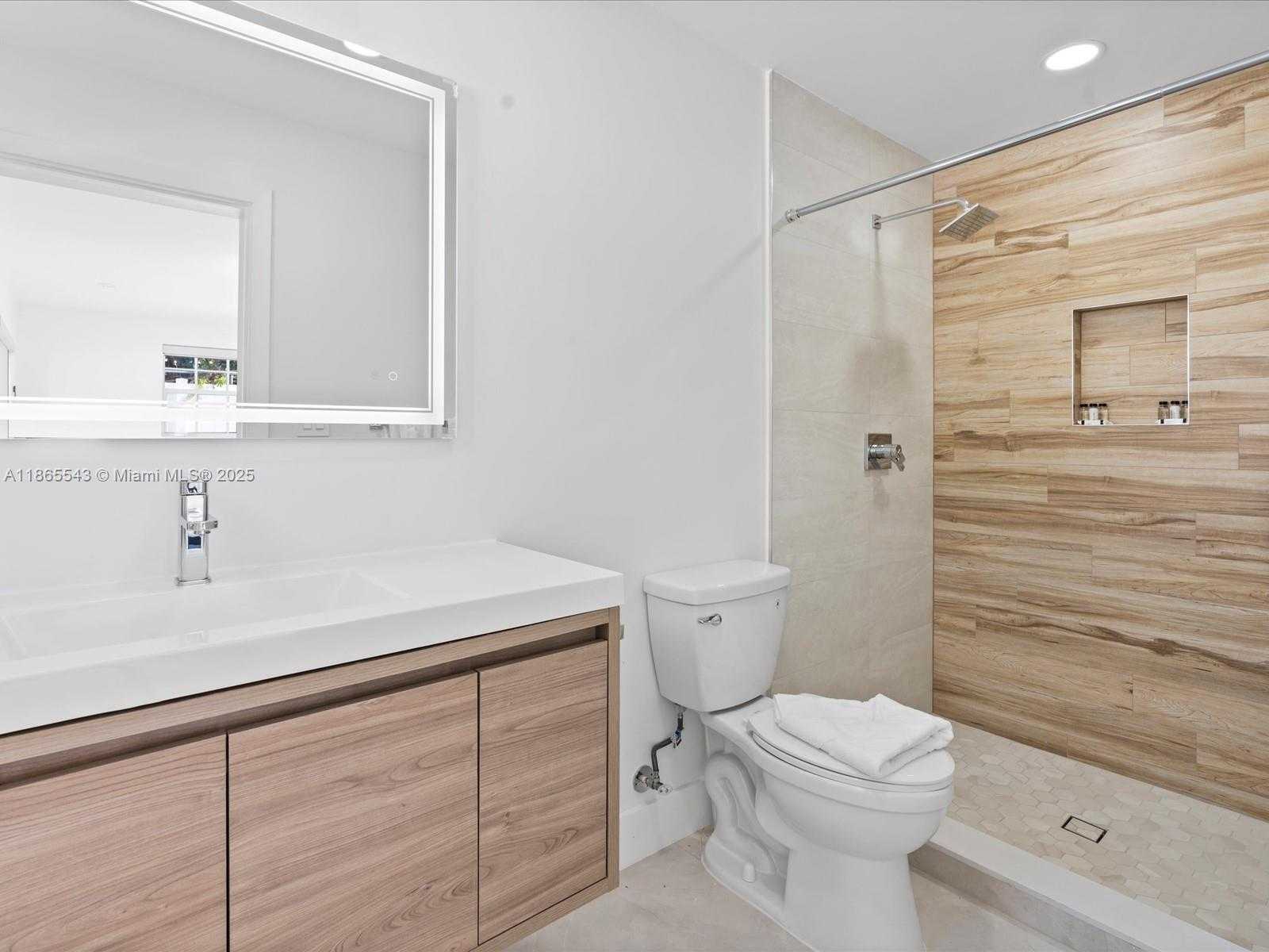 Small Image of 6340 COOLIDGE ST, Hollywood Number 21