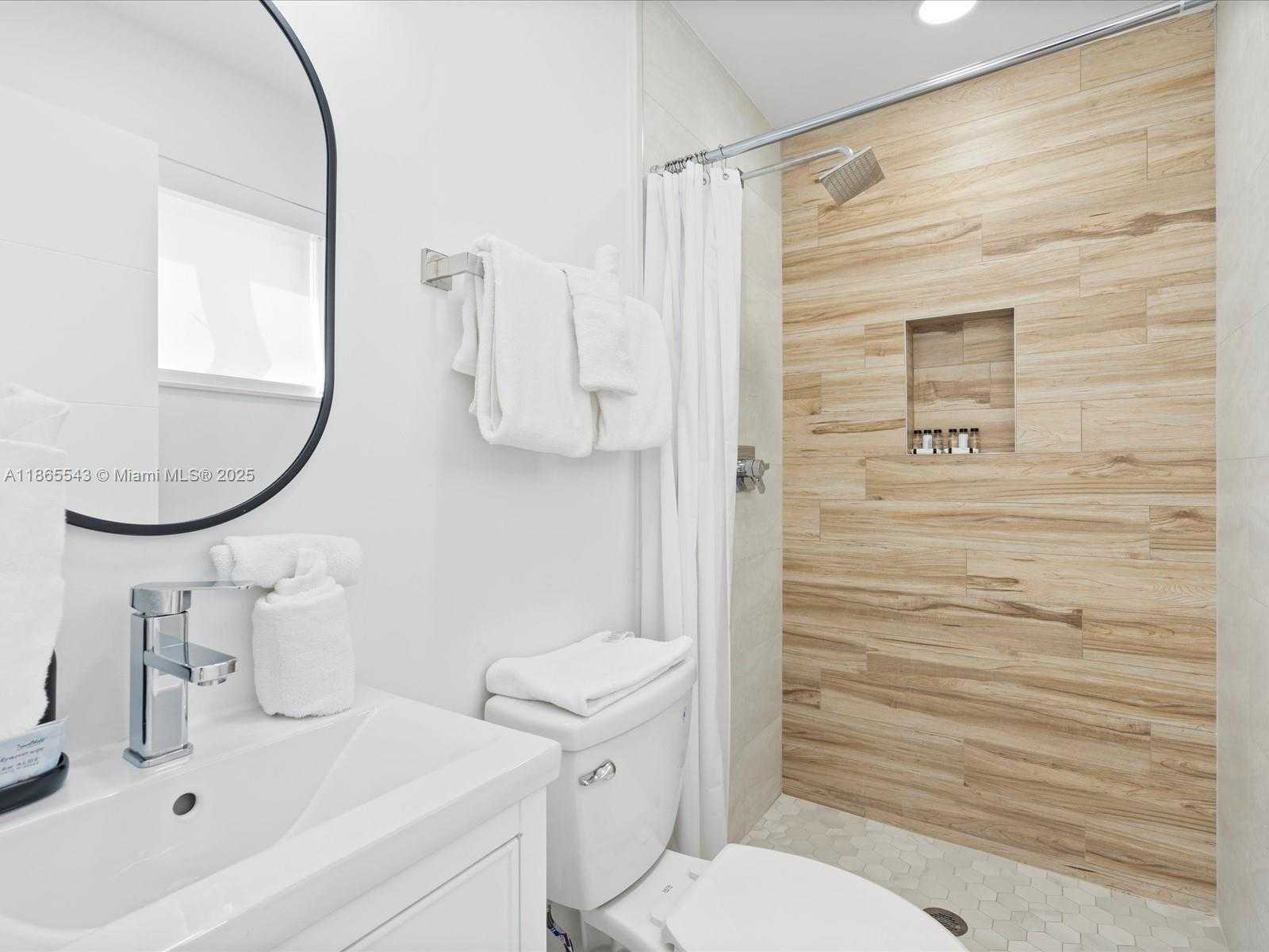 Small Image of 6340 COOLIDGE ST, Hollywood Number 25