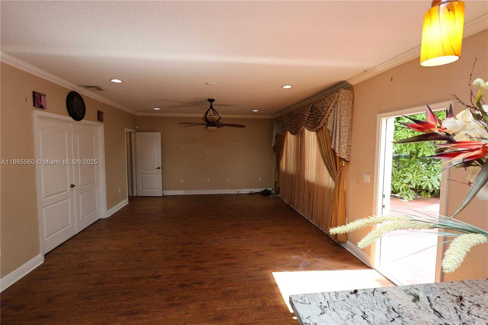 Small Image of 20521 NORTH WEST 7TH CT, Miami Gardens Number 10