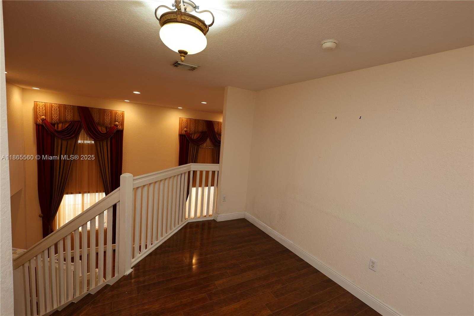 Small Image of 20521 NORTH WEST 7TH CT, Miami Gardens Number 29