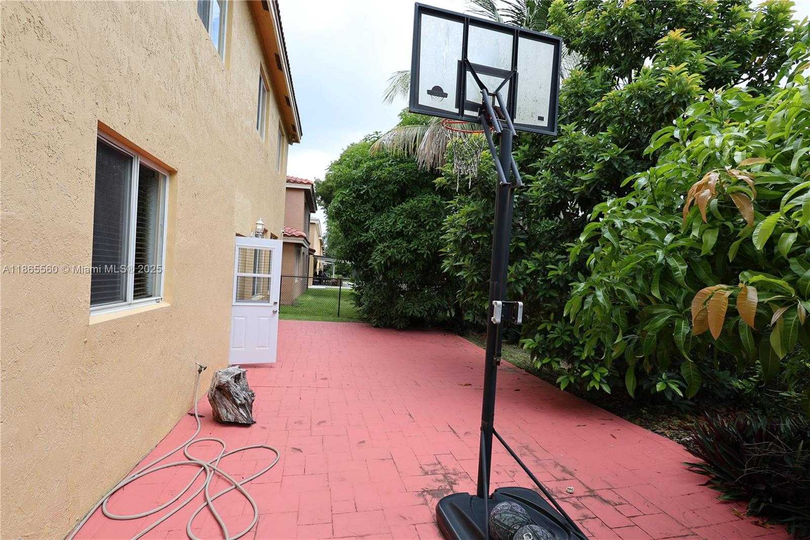 Small Image of 20521 NORTH WEST 7TH CT, Miami Gardens Number 38