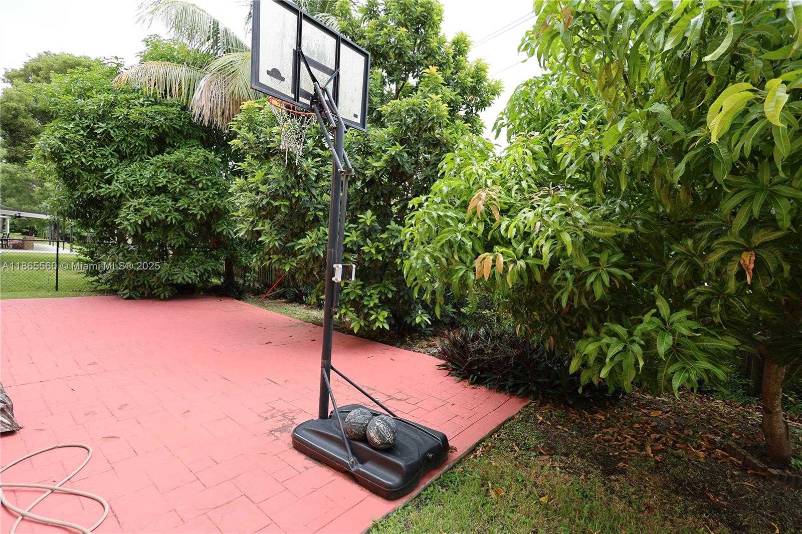 Small Image of 20521 NORTH WEST 7TH CT, Miami Gardens Number 39