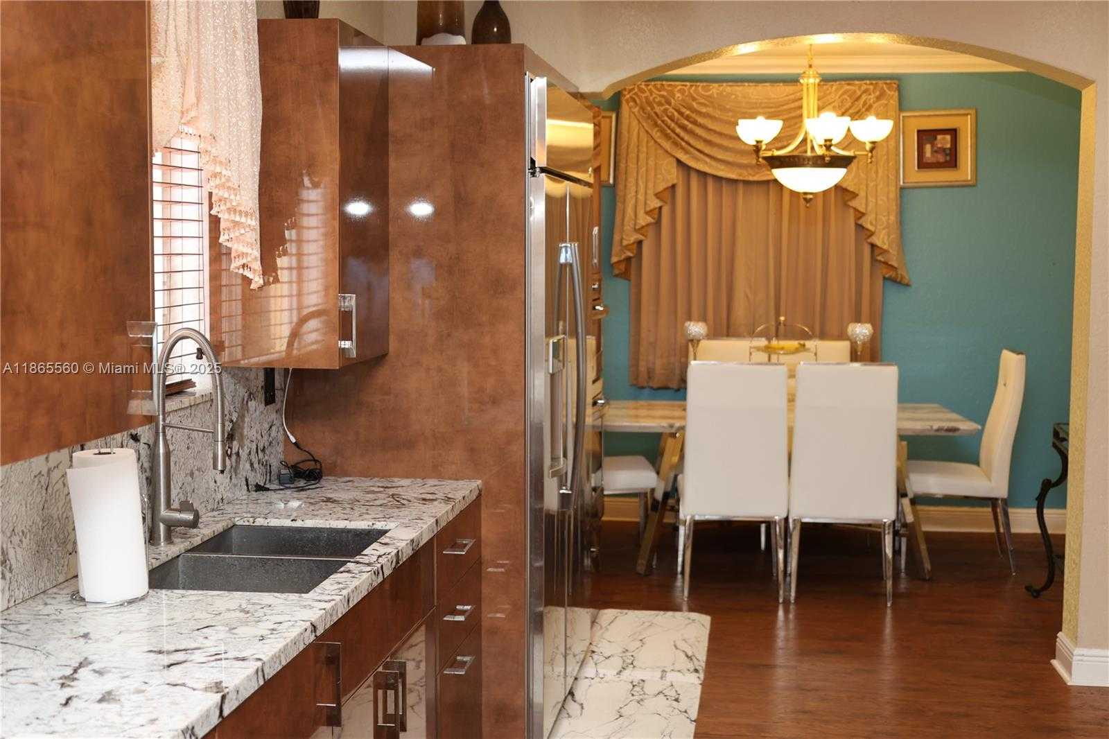 Small Image of 20521 NORTH WEST 7TH CT, Miami Gardens Number 6