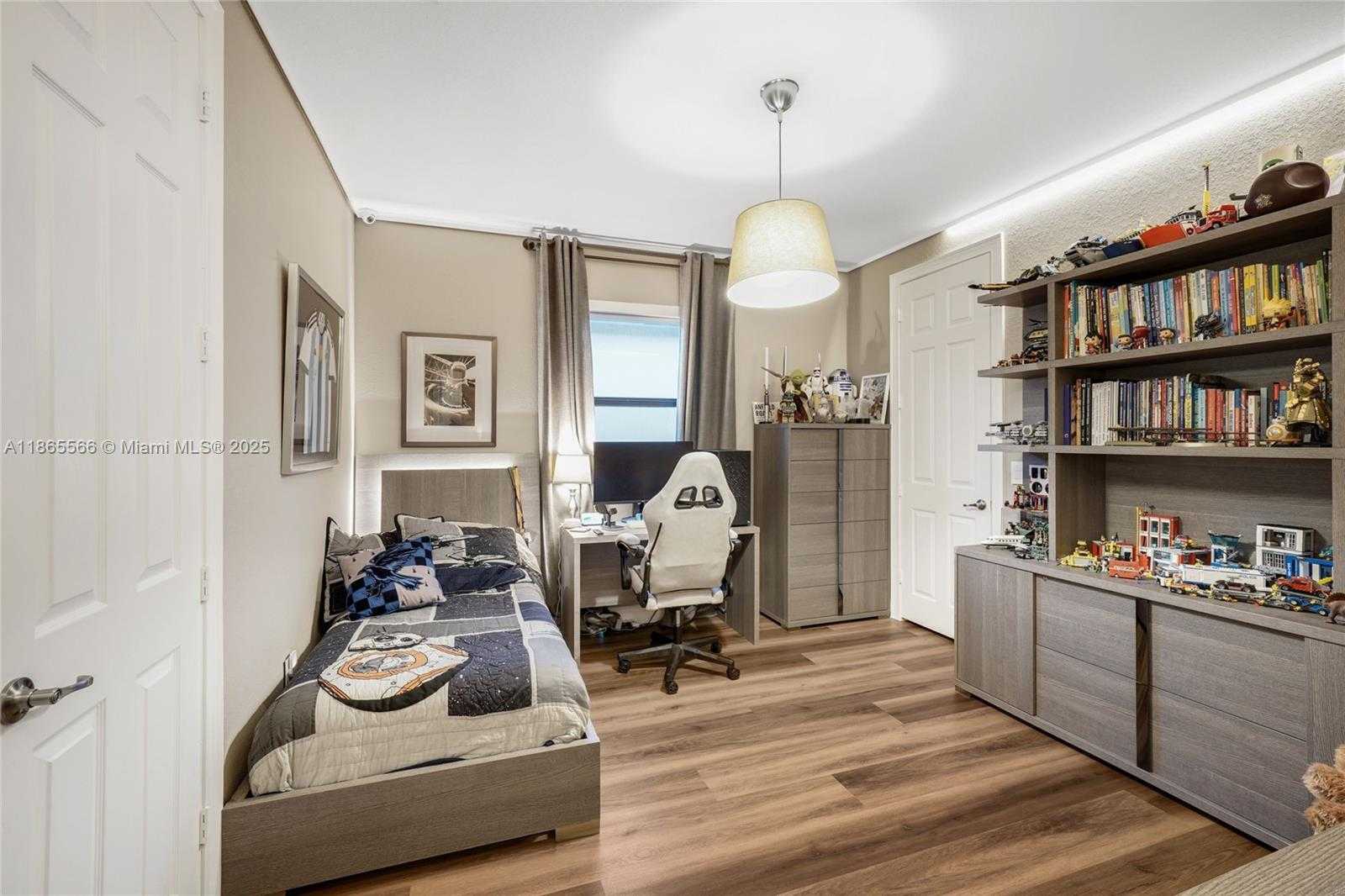 Small Image of 9835 NORTH WEST 86TH TER, Doral Number 27